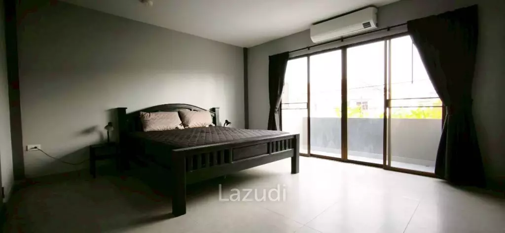 3 Bedroom 3 Bathroom 120 SQ.M. Townhouse In South Pattaya