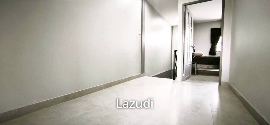 3 Bedroom 3 Bathroom 120 SQ.M. Townhouse In South Pattaya