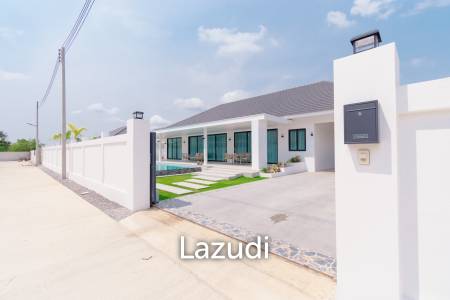 New Modern Pool villa in Wang Phong Pran Buri – Villa de L'Amitie