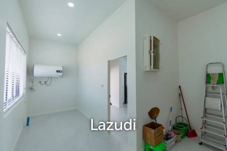 New Modern Pool villa in Wang Phong Pran Buri – Villa de L'Amitie