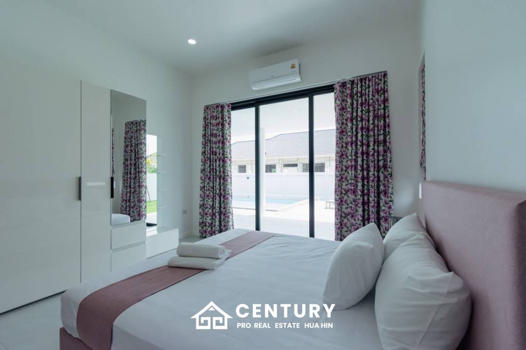 720 Kvm 3 Seng 3 Bad Villa for Salg