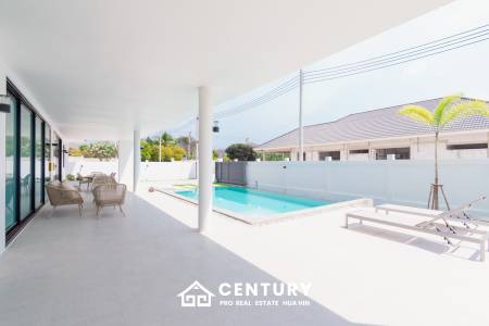 720 Kvm 3 Seng 3 Bad Villa for Salg