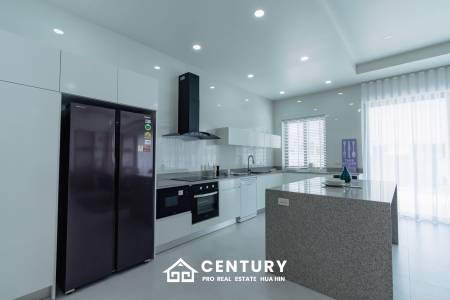 720 Kvm 3 Seng 3 Bad Villa for Salg