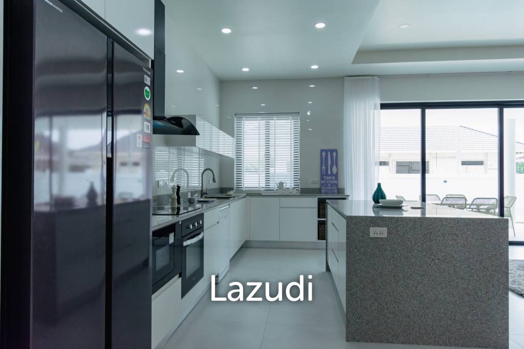 New Modern Pool villa in Wang Phong Pran Buri – Villa de L'Amitie