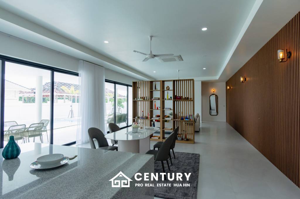 720 Kvm 3 Seng 3 Bad Villa for Salg