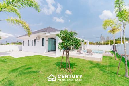 720 Kvm 3 Seng 3 Bad Villa for Salg