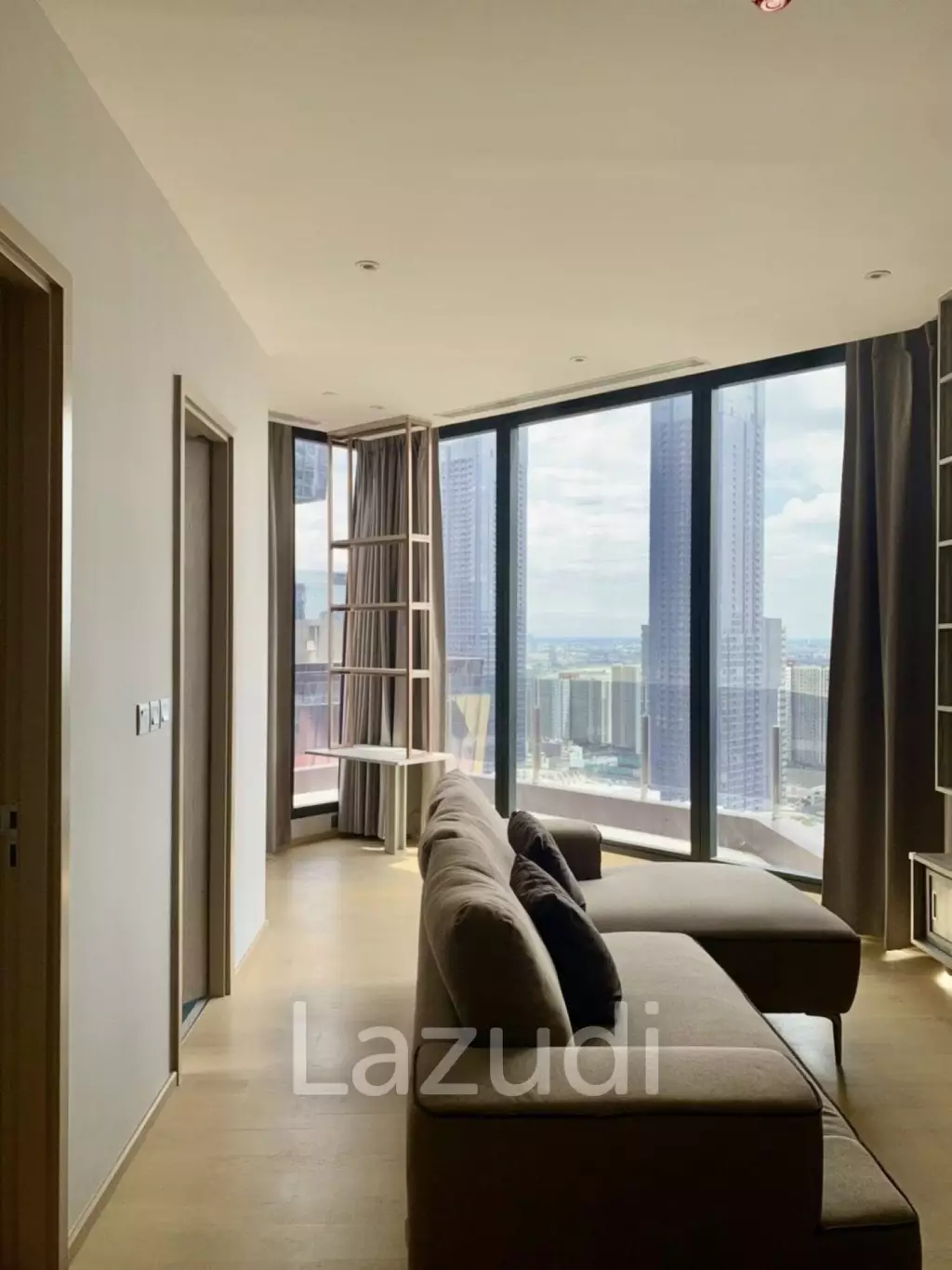 91 sqm 2 Bed condo at ASHTON Asoke - Rama 9
