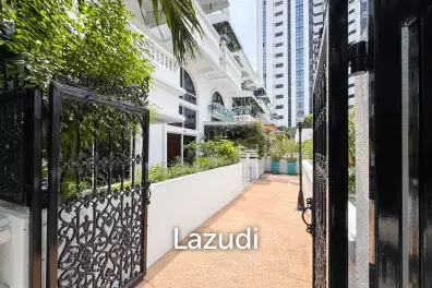 265 Sqm 4 Bed 4 Bath  Kiarti Thanee City Mansion