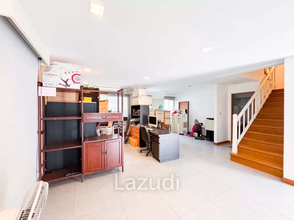 265 Sqm 4 Bed 4 Bath  Kiarti Thanee City Mansion
