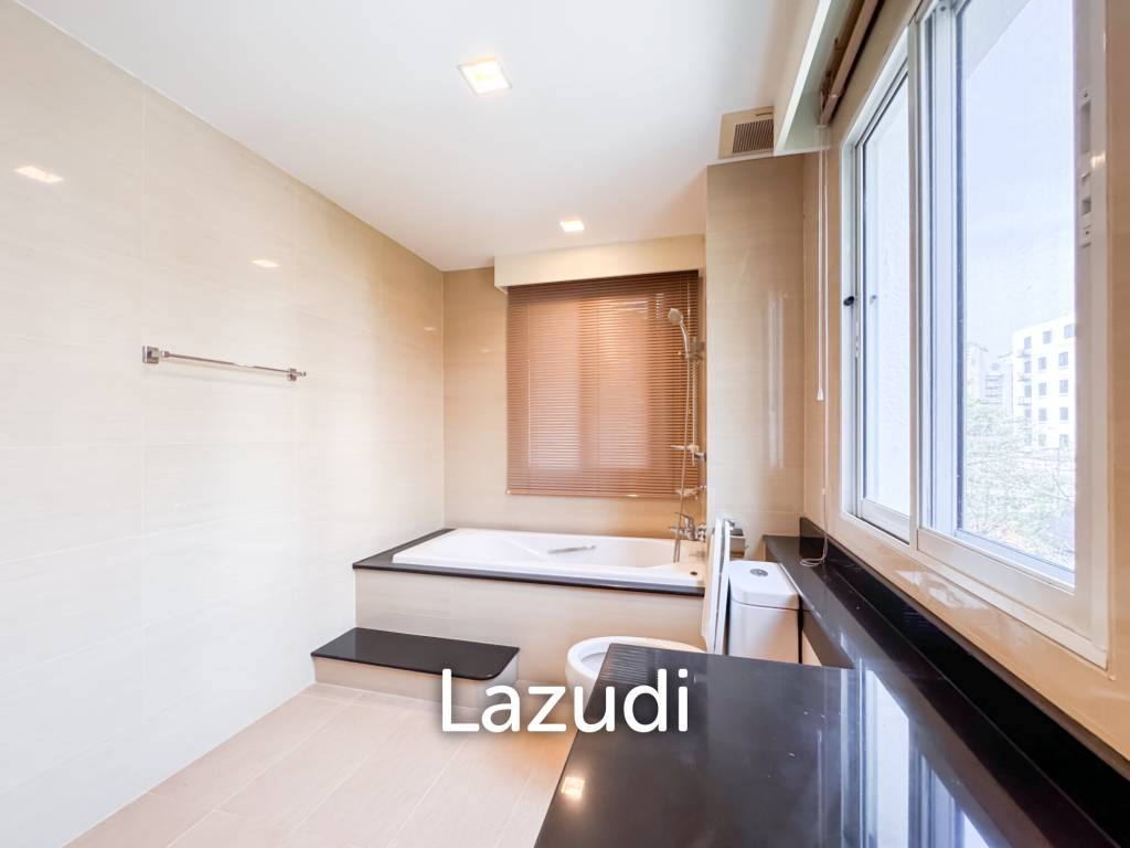 265 Sqm 4 Bed 4 Bath  Kiarti Thanee City Mansion