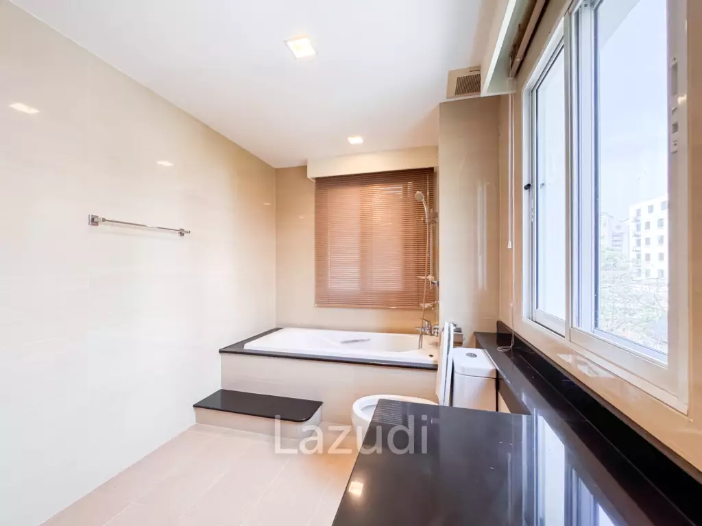 265 Sqm 4 Bed 4 Bath  Kiarti Thanee City Mansion