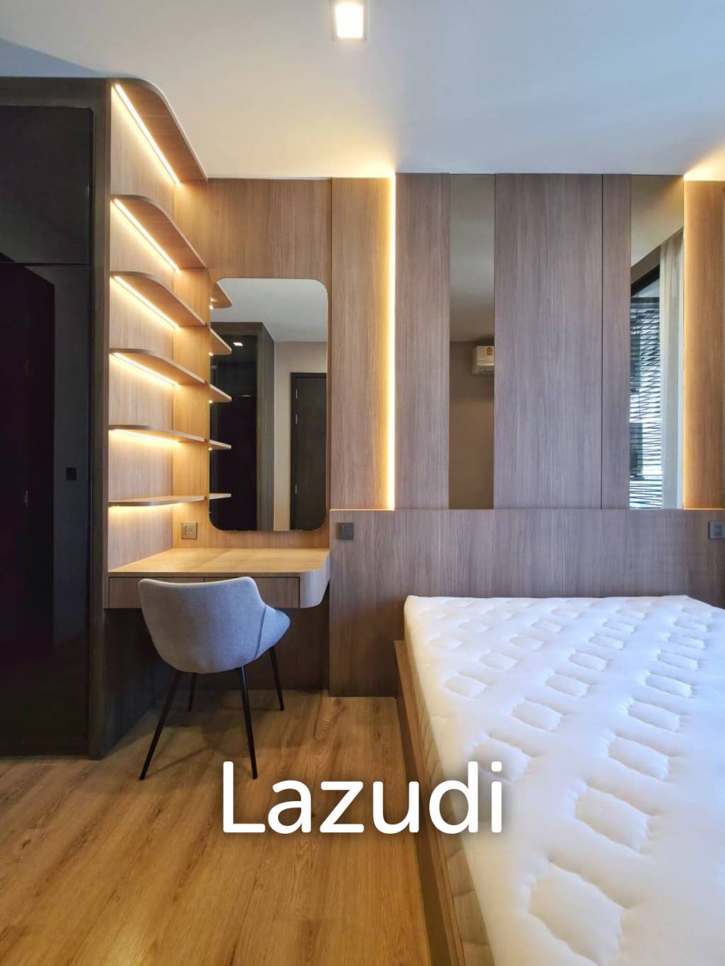 35 sqm 1 Bedroom Condo on 15th Floor at Noble Around Ari