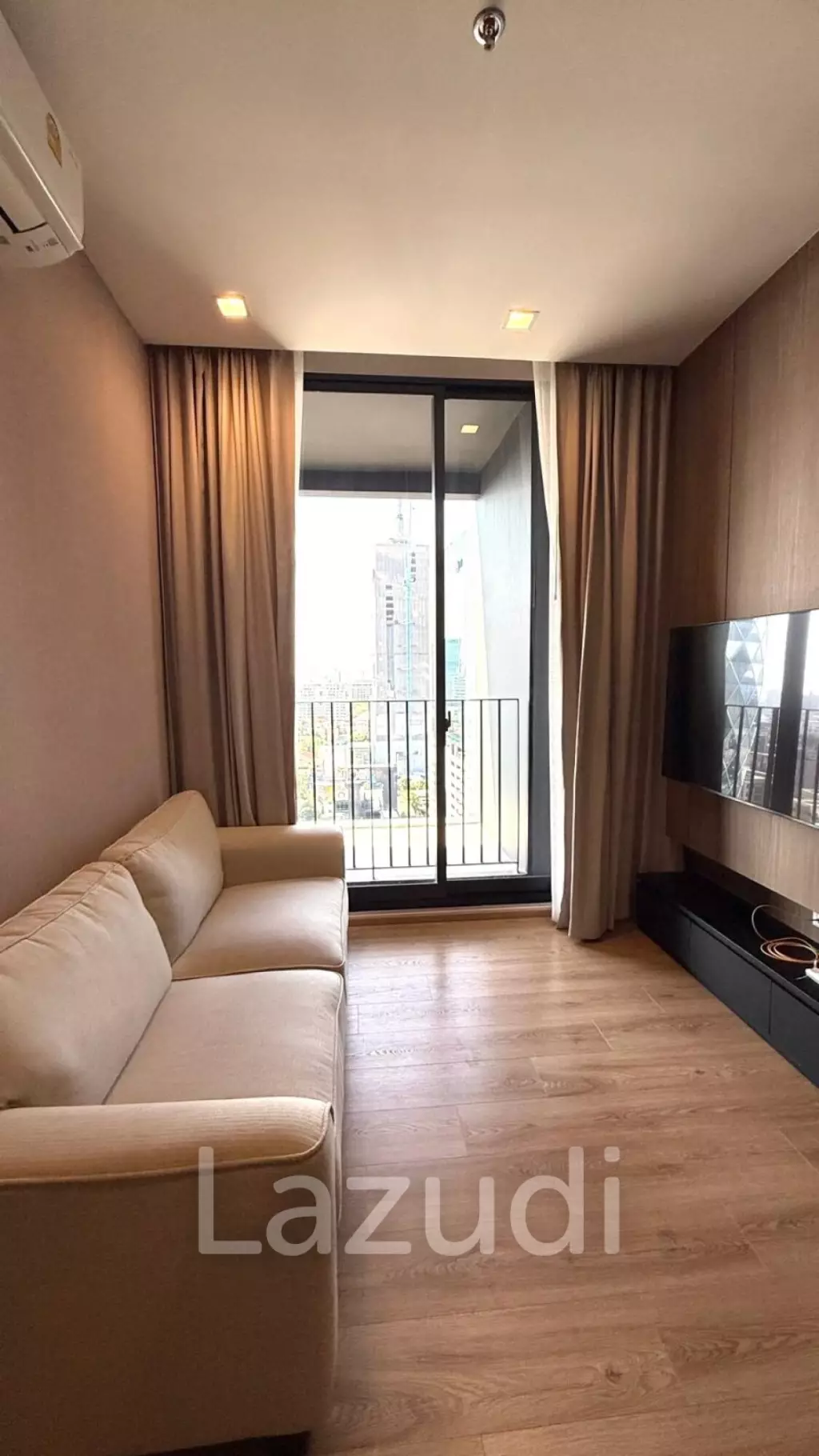 35 sqm 1 Bedroom Condo on 15th Floor at Noble Around Ari