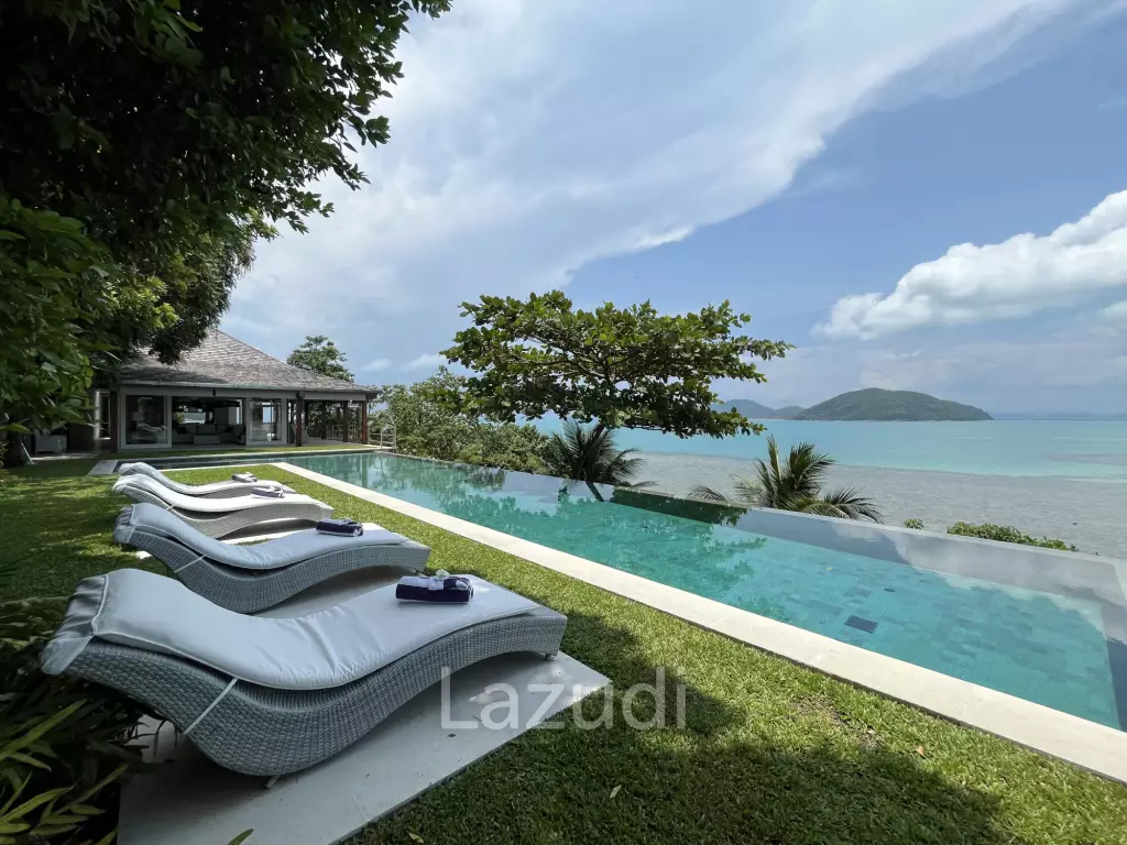 Incredible 6-Bed Waterfront Villa with 96m of Ocean-Frontage