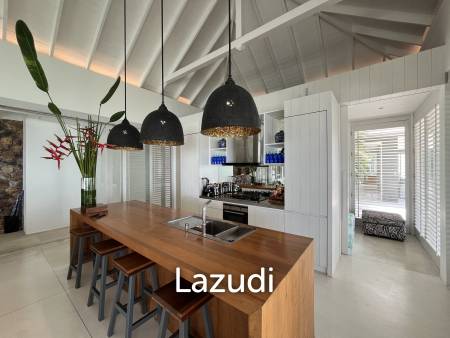 Incredible 6-Bed Waterfront Villa with 96m of Ocean-Frontage