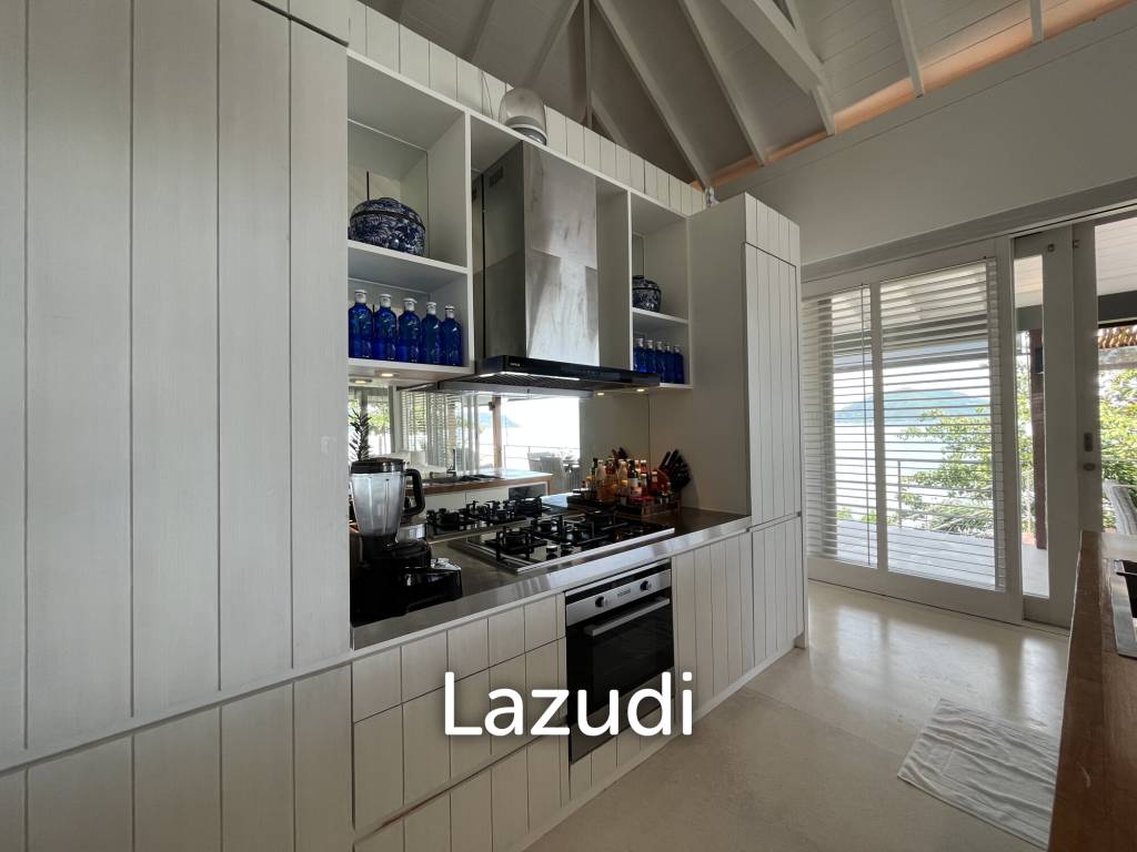 Incredible 6-Bed Waterfront Villa with 96m of Ocean-Frontage