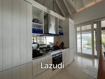 Incredible 6-Bed Waterfront Villa with 96m of Ocean-Frontage