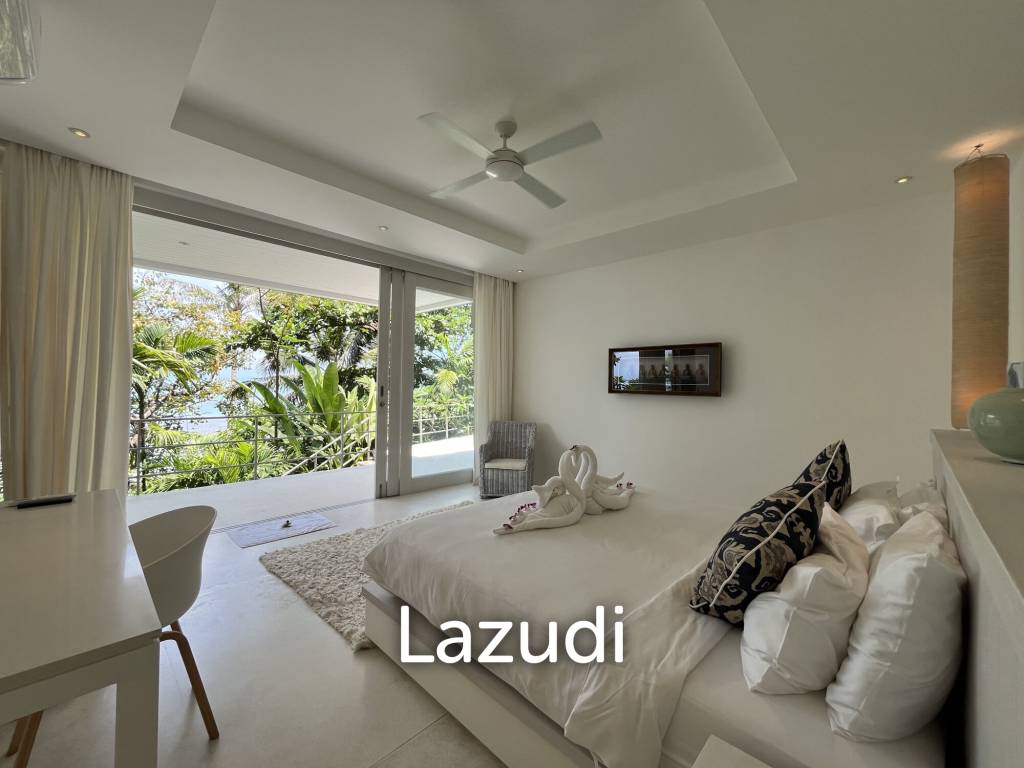 Incredible 6-Bed Waterfront Villa with 96m of Ocean-Frontage