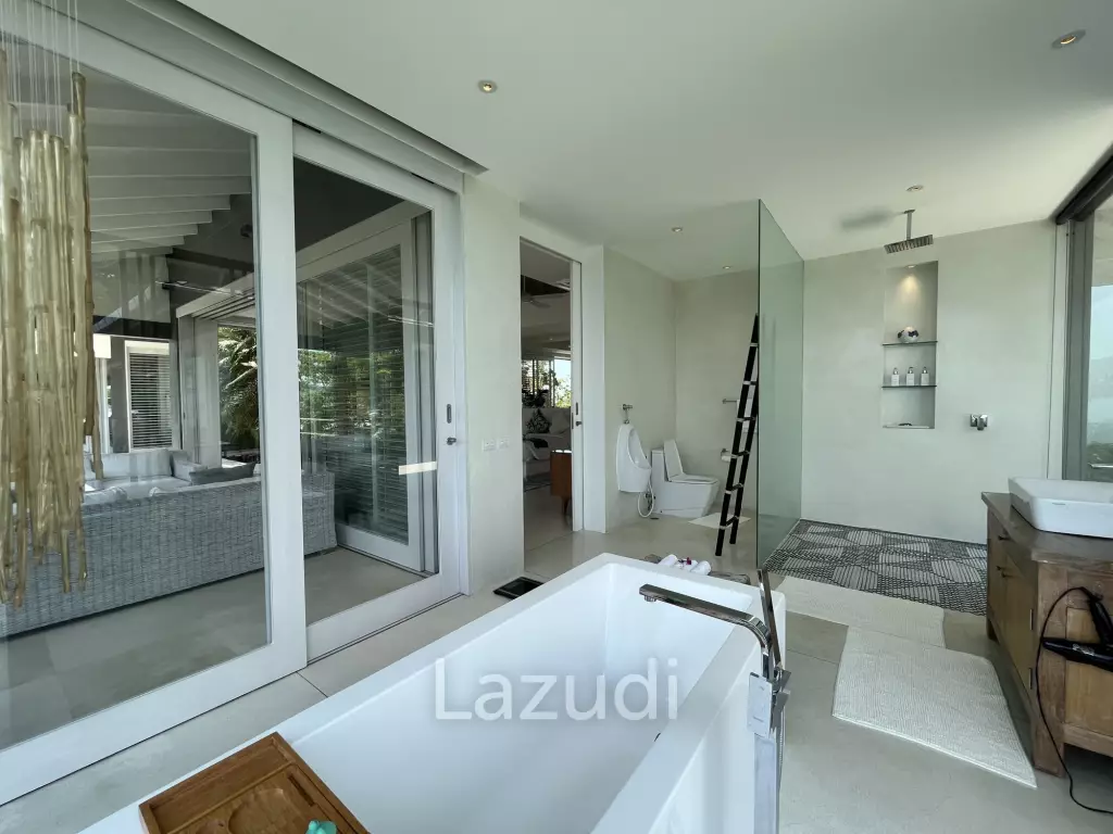 Incredible 6-Bed Waterfront Villa with 96m of Ocean-Frontage