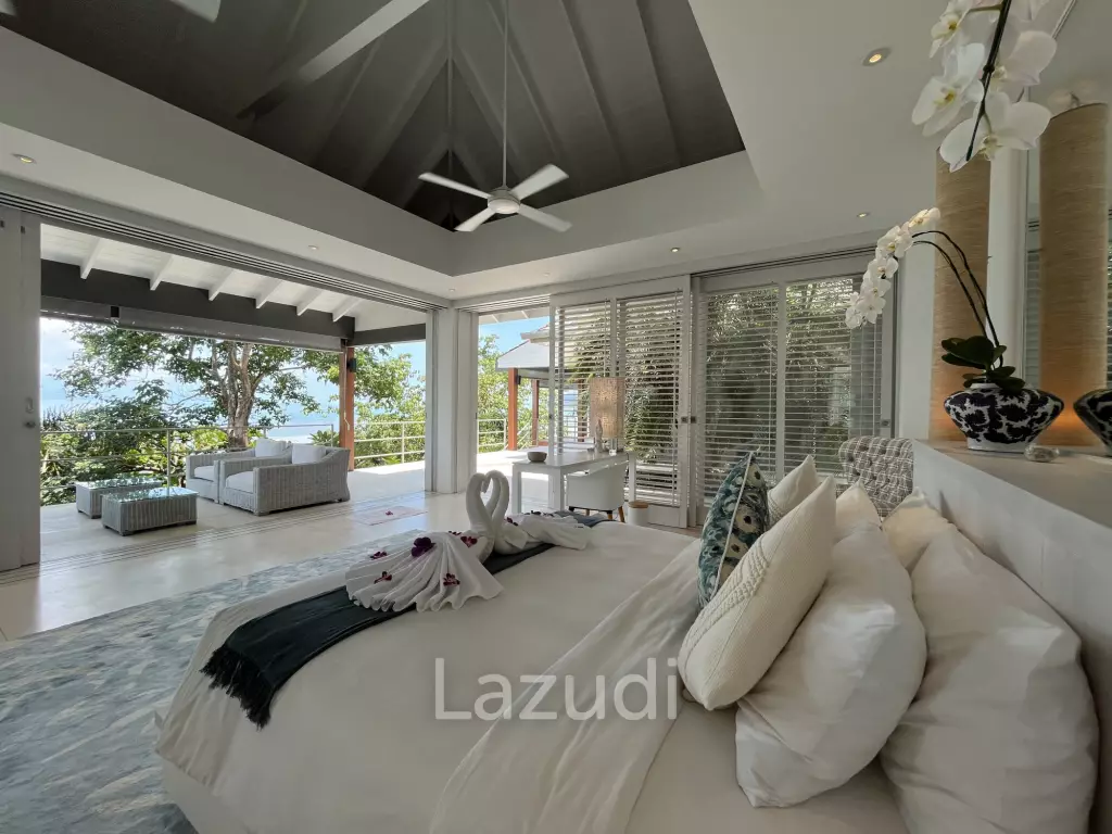 Incredible 6-Bed Waterfront Villa with 96m of Ocean-Frontage