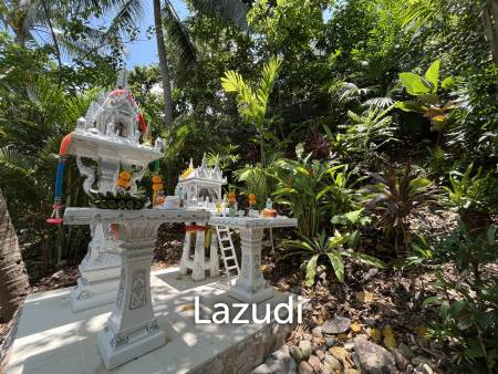 Incredible 6-Bed Waterfront Villa with 96m of Ocean-Frontage