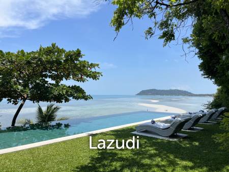 Incredible 6-Bed Waterfront Villa with 96m of Ocean-Frontage