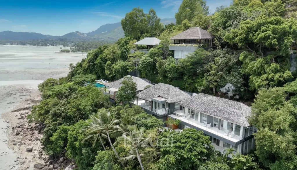 Incredible 6-Bed Waterfront Villa with 96m of Ocean-Frontage