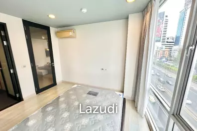 56 sqm 2 Bed Condo on 5th Floor at The Tempo Ruamrudee Lumpini Bangkok