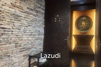 400 sqm townhouse in Chong Nonsi Yan Nawa with pool access