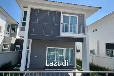 Semi-Detached 2-Storey House for Rent in Koh Kaew