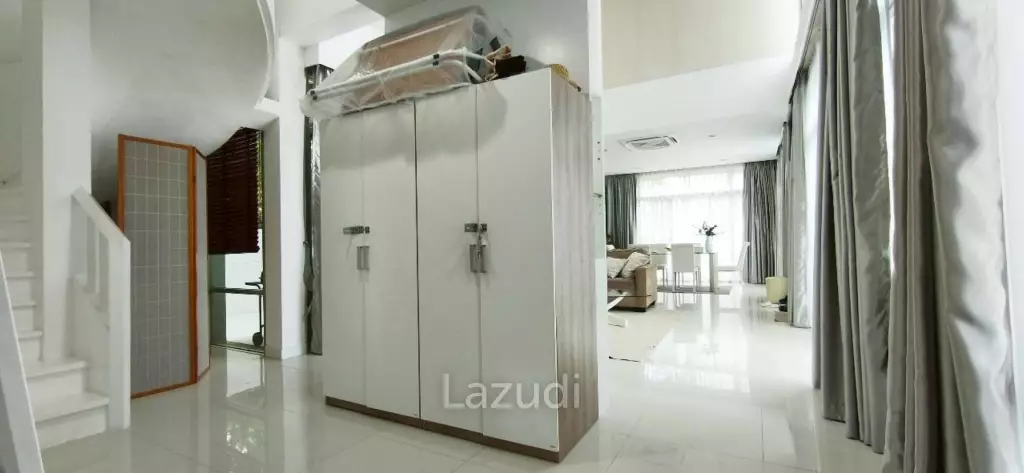 3 Bedroom 3 Bathroom 230 SQ.M. Nagawari Village
