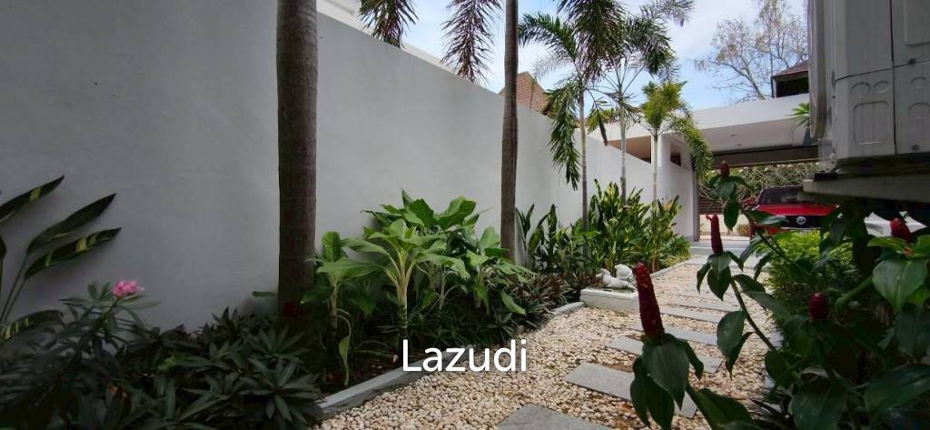 3 Bedroom 3 Bathroom 230 SQ.M. Nagawari Village