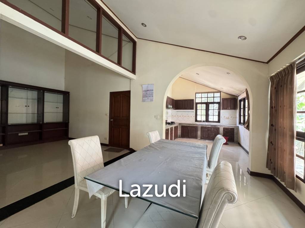 4 Bedroom 4 Bathroom 240 SQ.M. Jomtien Beach Paradise