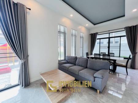 privater Pool / 3 Schlafzimmer + 2 Badezimmer / voll möbliert