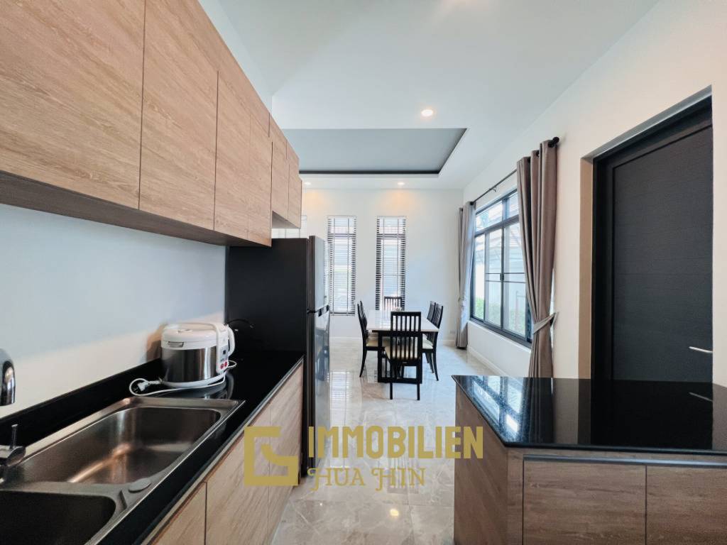 privater Pool / 3 Schlafzimmer + 2 Badezimmer / voll möbliert