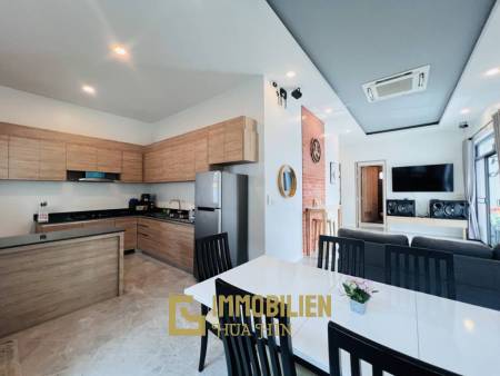 privater Pool / 3 Schlafzimmer + 2 Badezimmer / voll möbliert