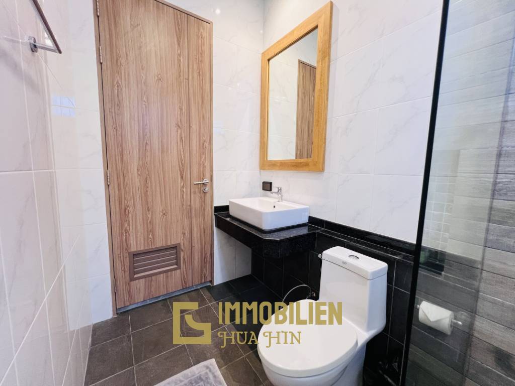 privater Pool / 3 Schlafzimmer + 2 Badezimmer / voll möbliert