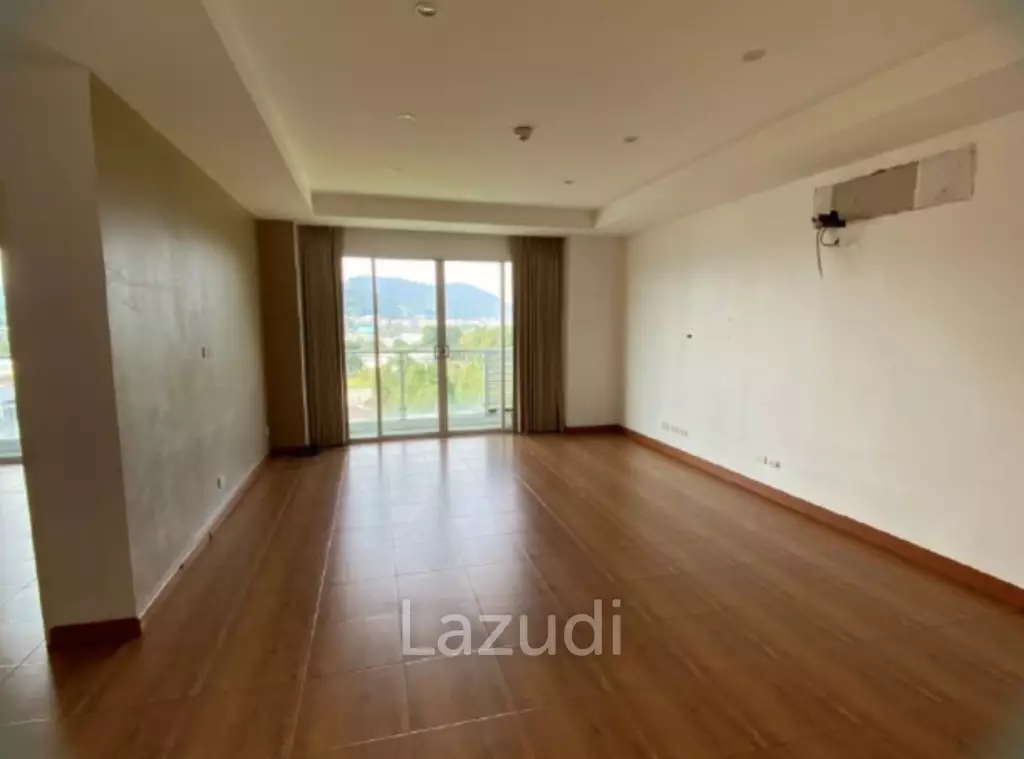 Spacious 2-Bedroom Condo for Sale in Mueang Phuket