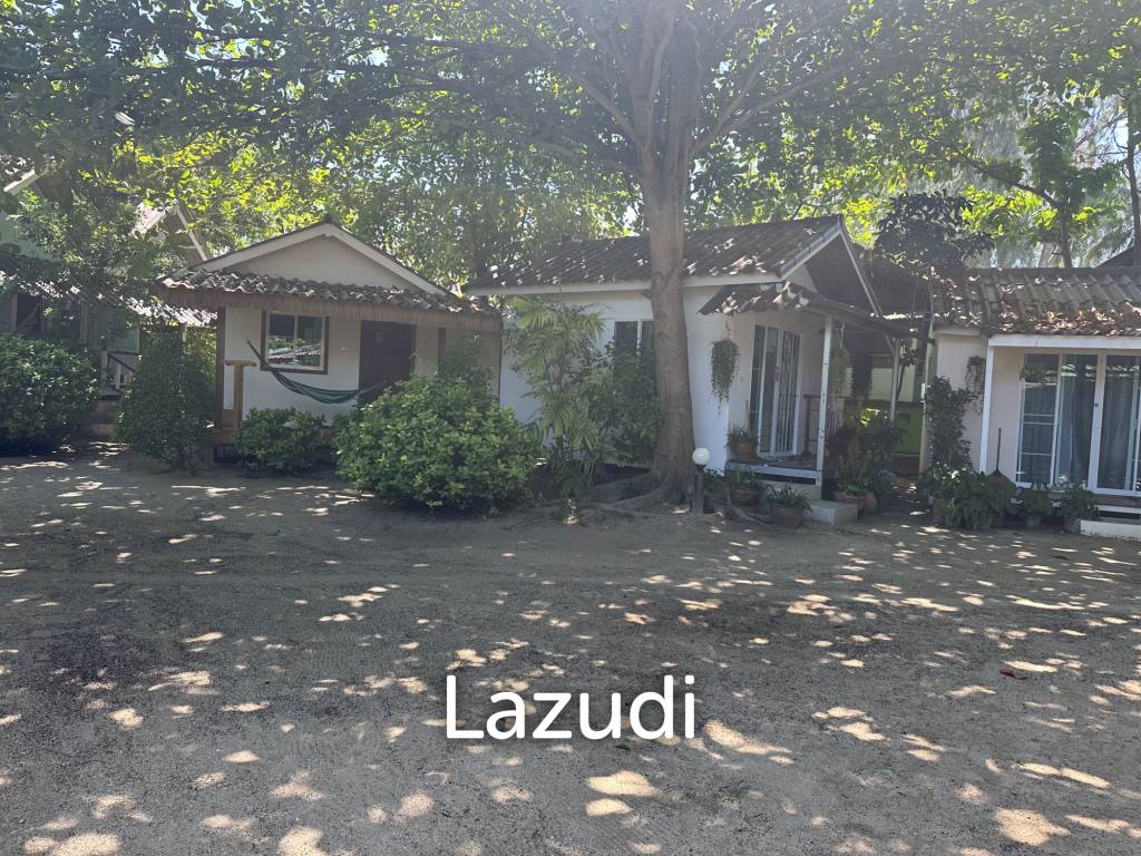 Beachfront Resort – 17 Bungalows – Tong Sala