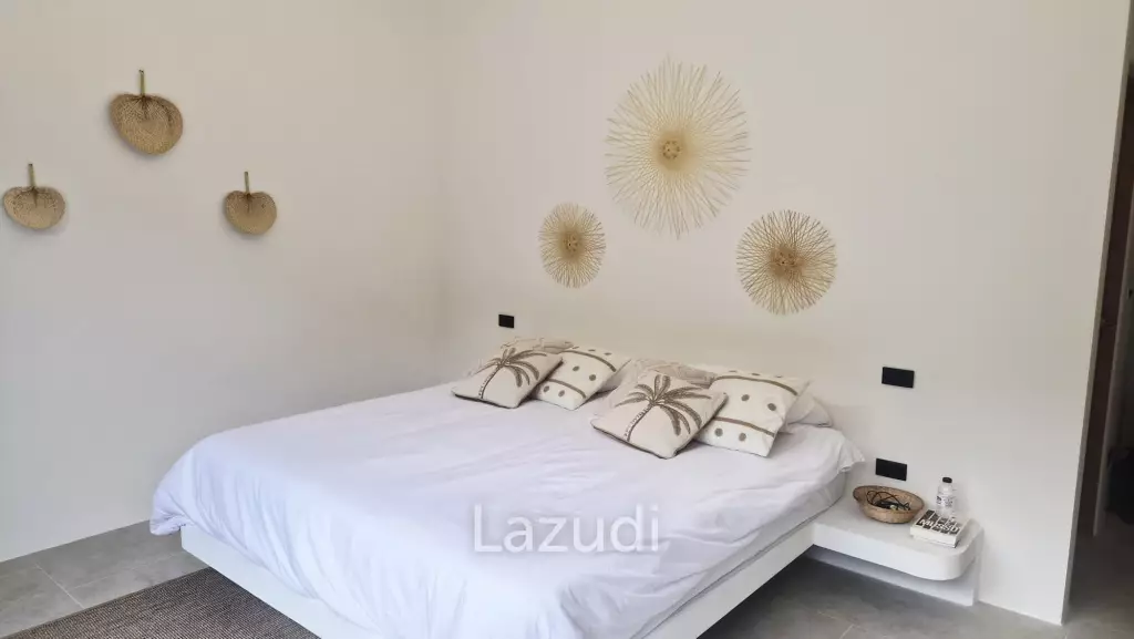 Contemporary 3-Bedroom Pool Villa – Next to Santiburi Golf