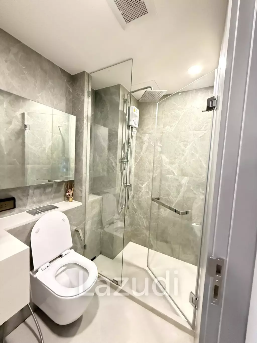 26 sqm modern 1 bedroom condo SOHO Bangkok Ratchada Huai Khwang