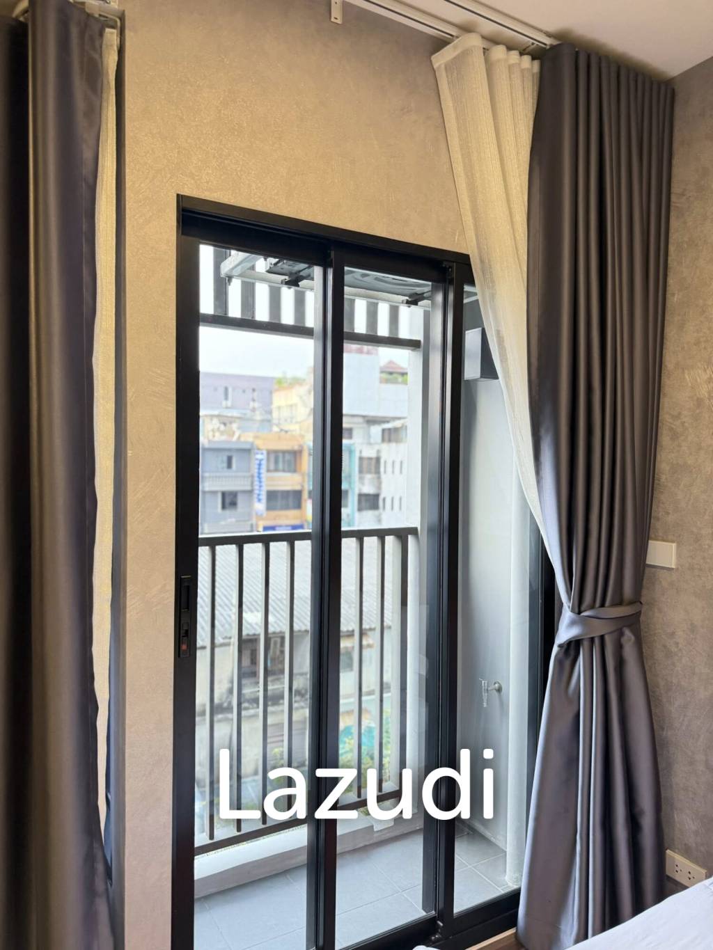 26 sqm modern 1 bedroom condo SOHO Bangkok Ratchada Huai Khwang