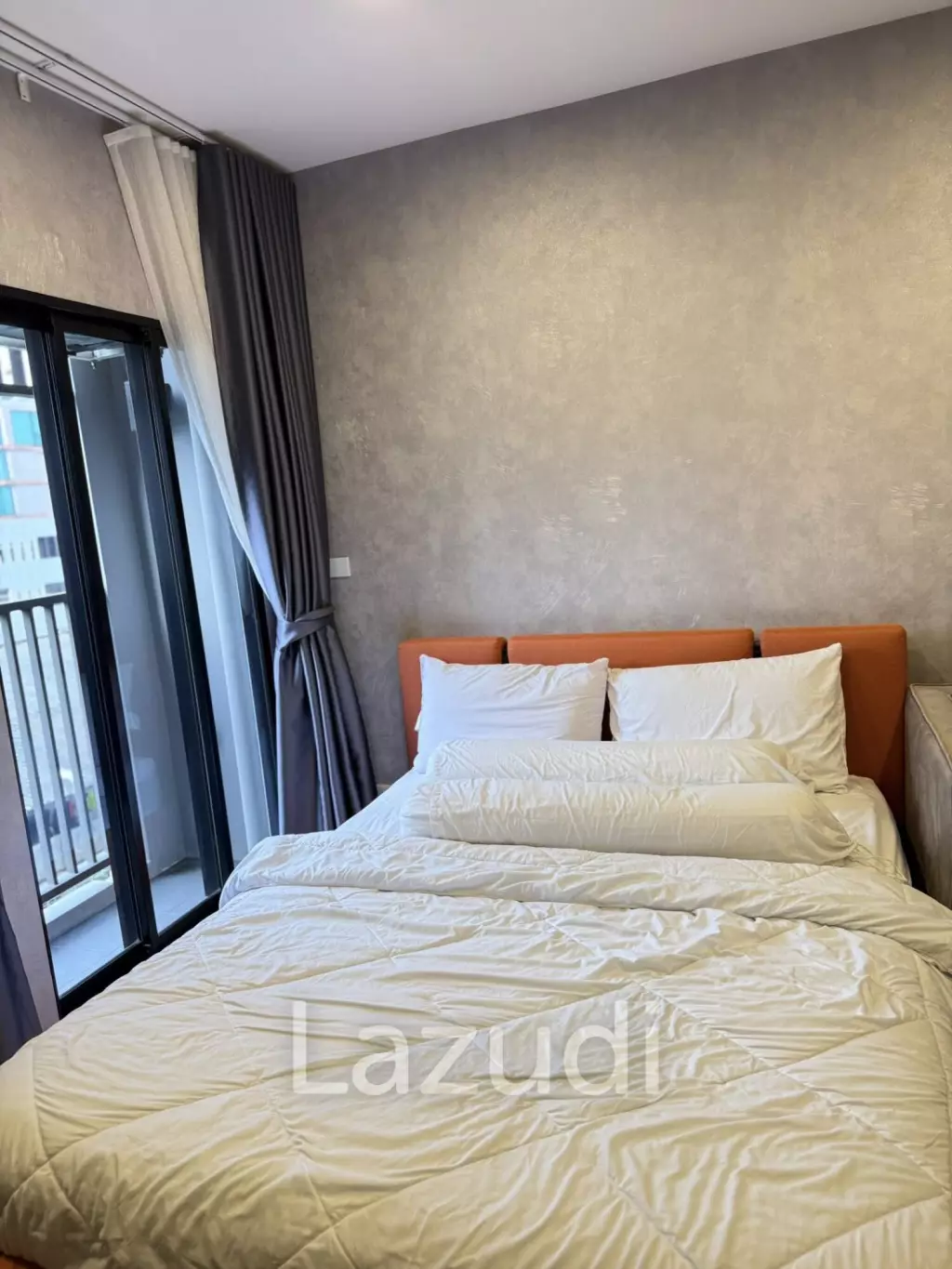 26 sqm modern 1 bedroom condo SOHO Bangkok Ratchada Huai Khwang