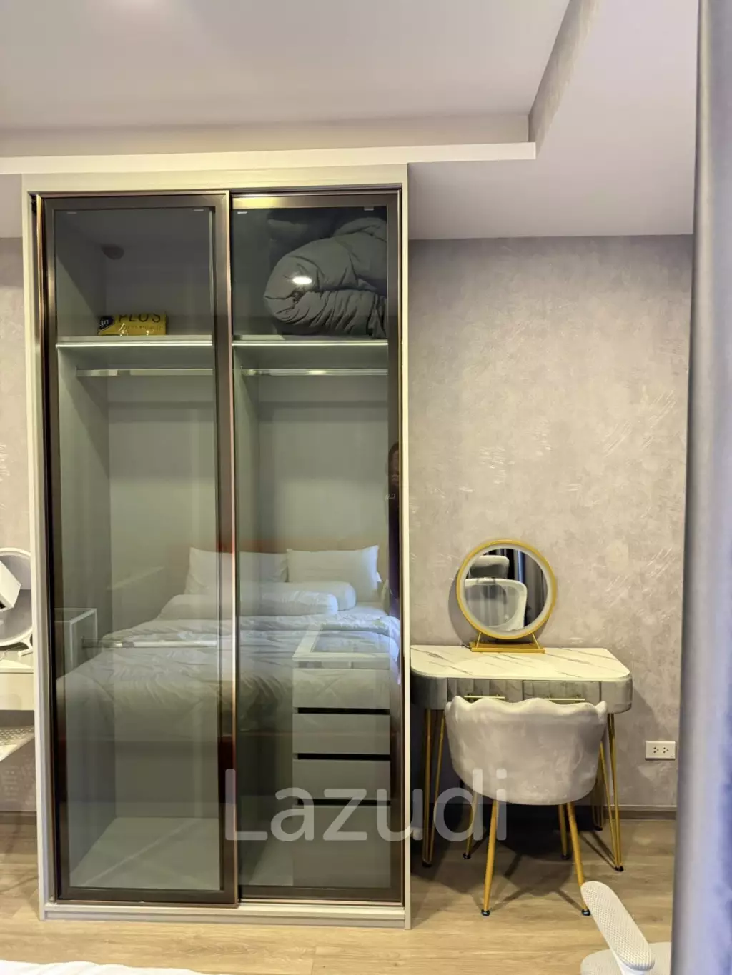 26 sqm modern 1 bedroom condo SOHO Bangkok Ratchada Huai Khwang