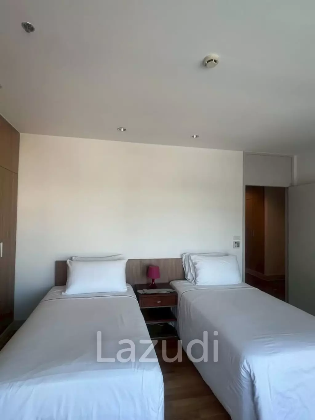 220 sqm 3-Bed Condo at Royal Residence Park Lumpini Bangkok