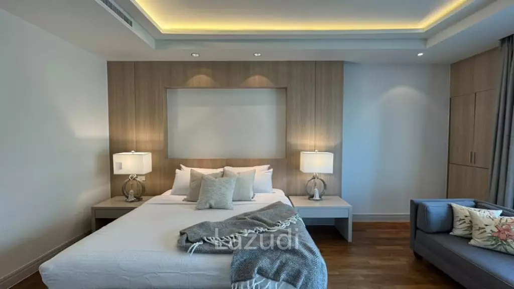 220 sqm 3-Bed Condo at Royal Residence Park Lumpini Bangkok