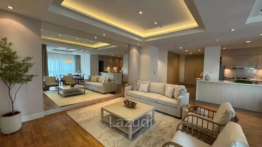 220 sqm 3-Bed Condo at Royal Residence Park Lumpini Bangkok
