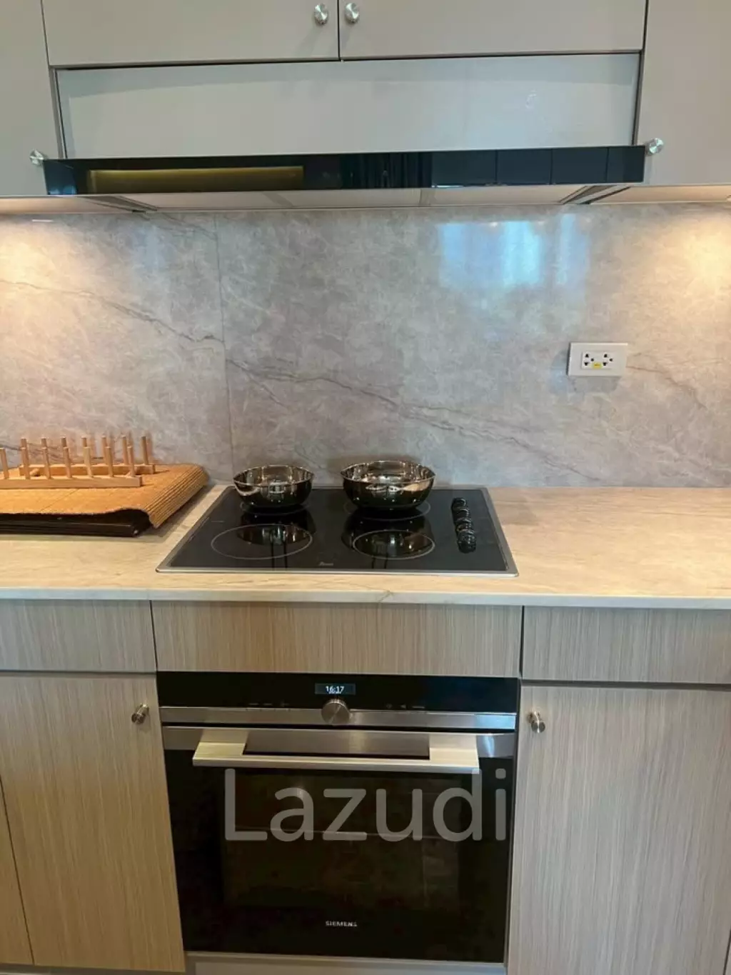 220 sqm 3-Bed Condo at Royal Residence Park Lumpini Bangkok