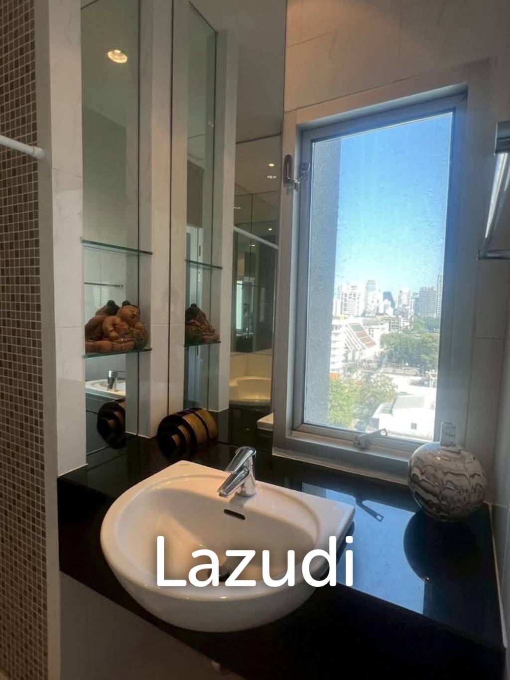 220 sqm 3-Bed Condo at Royal Residence Park Lumpini Bangkok