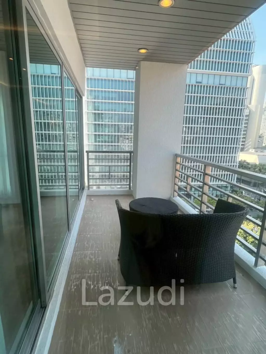 220 sqm 3-Bed Condo at Royal Residence Park Lumpini Bangkok